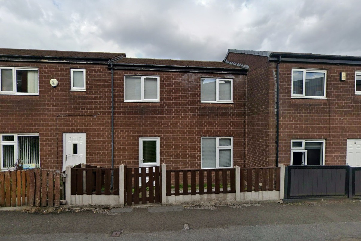 Flat 1, 11 Peace Street, Bolton photo 2