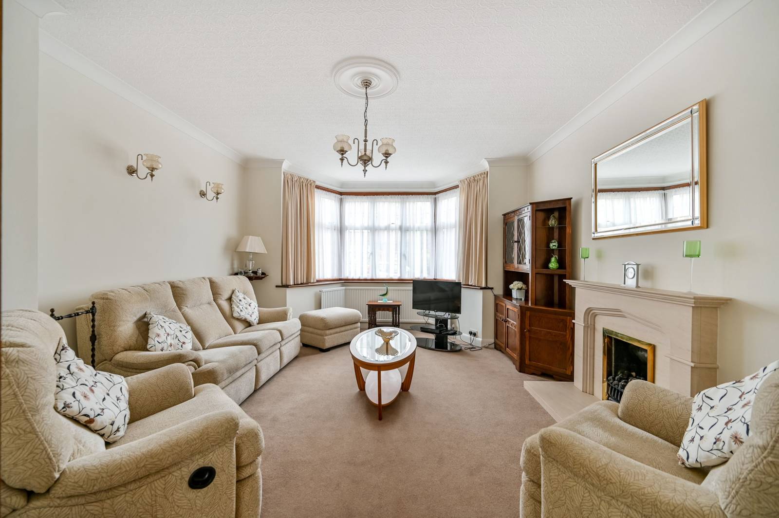 3 bedroom property for sale 0