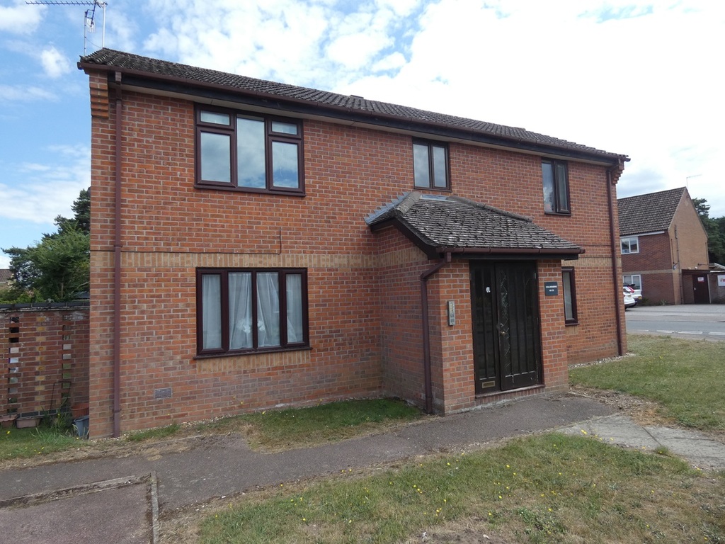 Columbine Close, Thetford photo 5