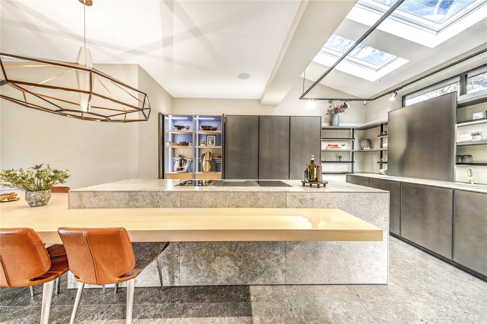 5 bedroom country house for sale 0