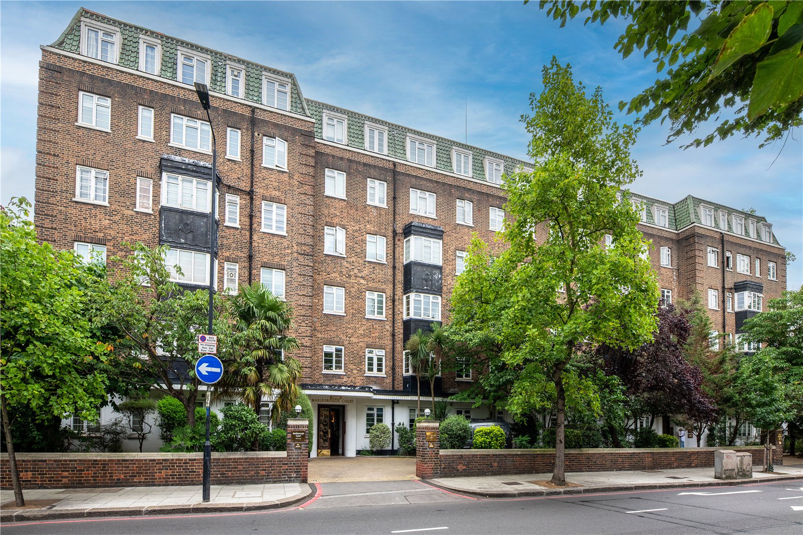 3 bedroom flat for sale 0