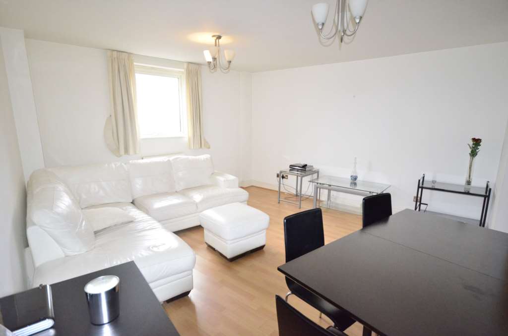 2 bedroom flat for sale 0