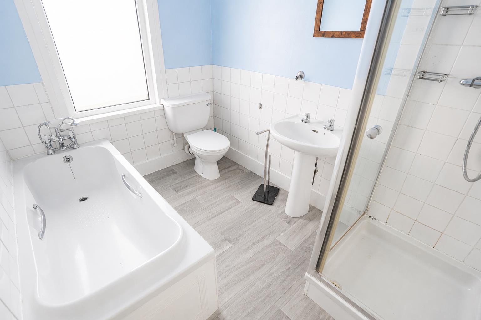 124, Glenwood Avenue, Westcliff-On-Sea photo 5