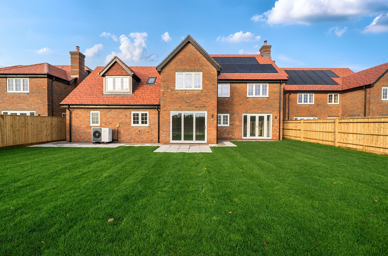 4 bedroom detached new house for sale 0