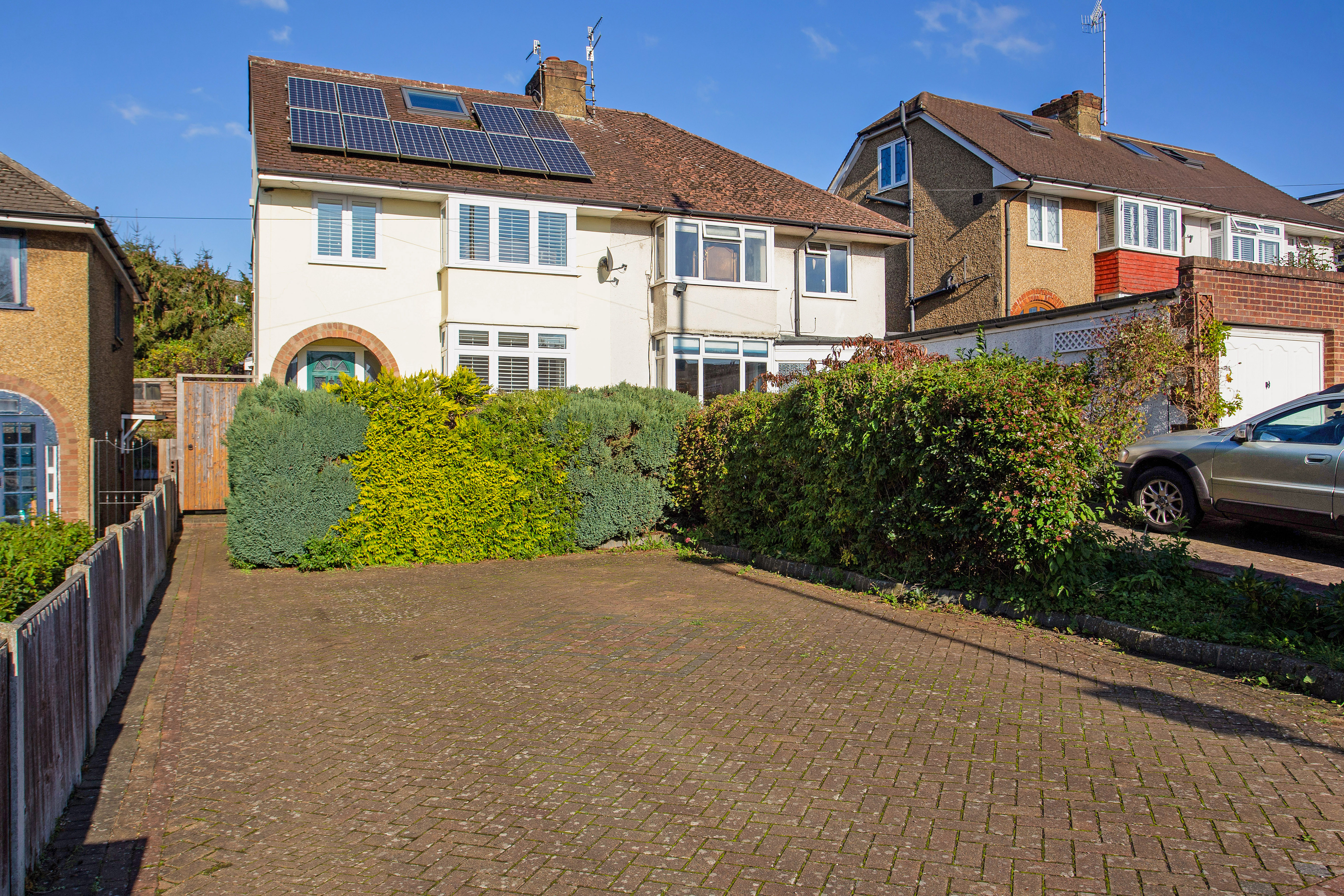 5 bedroom semi-detached house for sale 0