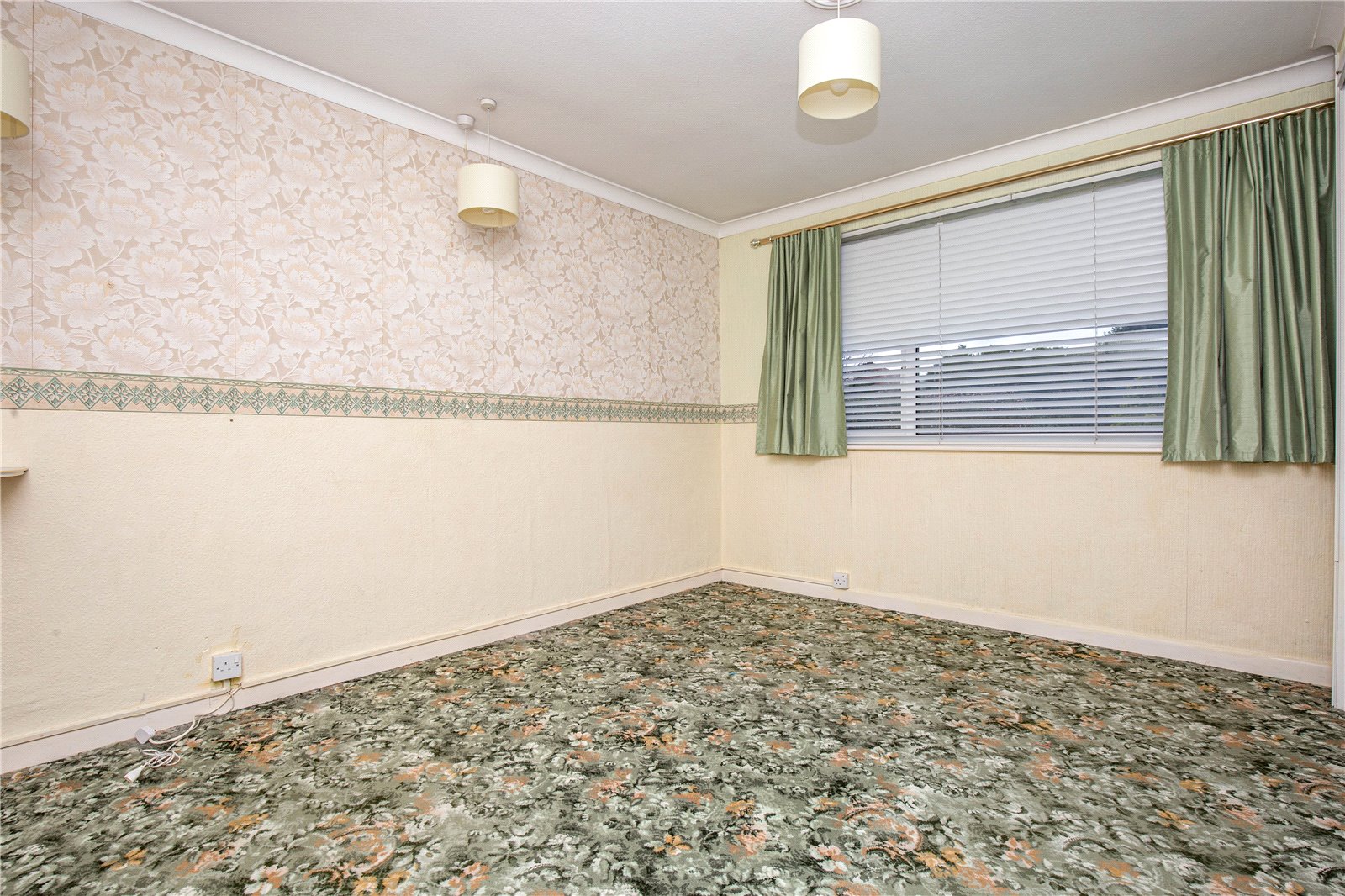 Photos of Crescent, Downend, Bristol BS16 57004602 Zoopla