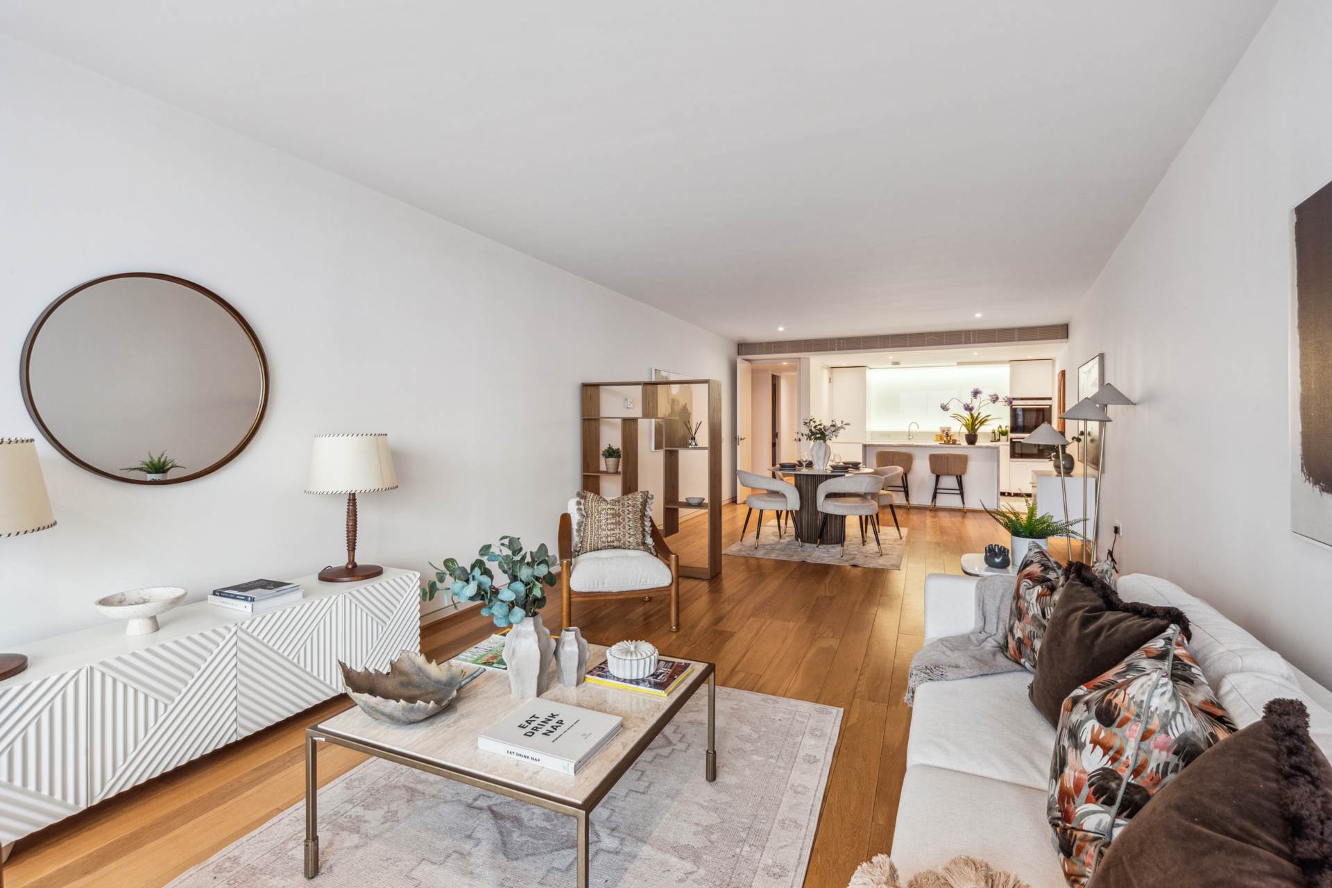 3 bedroom flat for sale 0