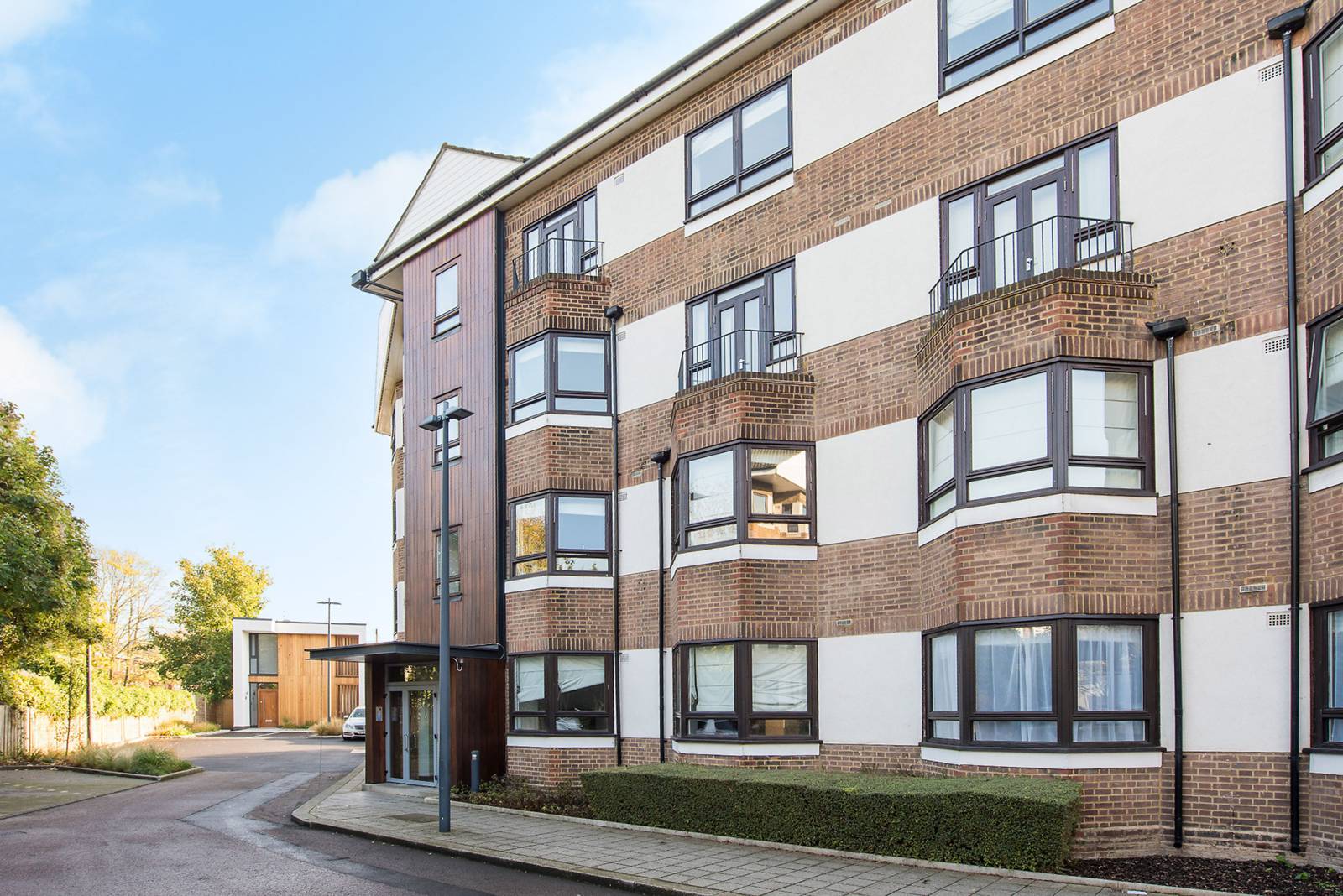 2 Bedroom Flat To Rent In Kew Bridge Court Chiswick W4 London