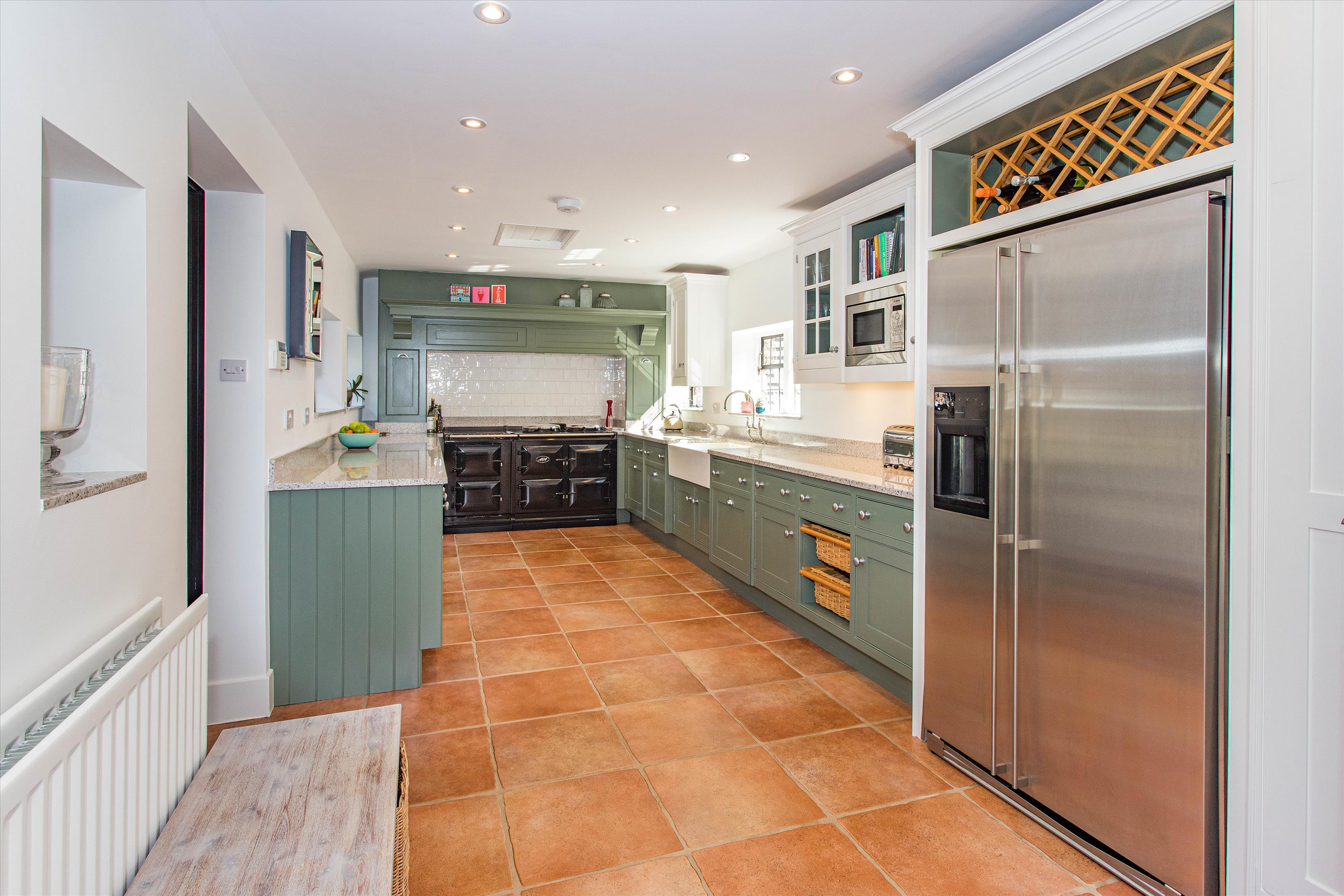 5 bedroom detached house for sale 0