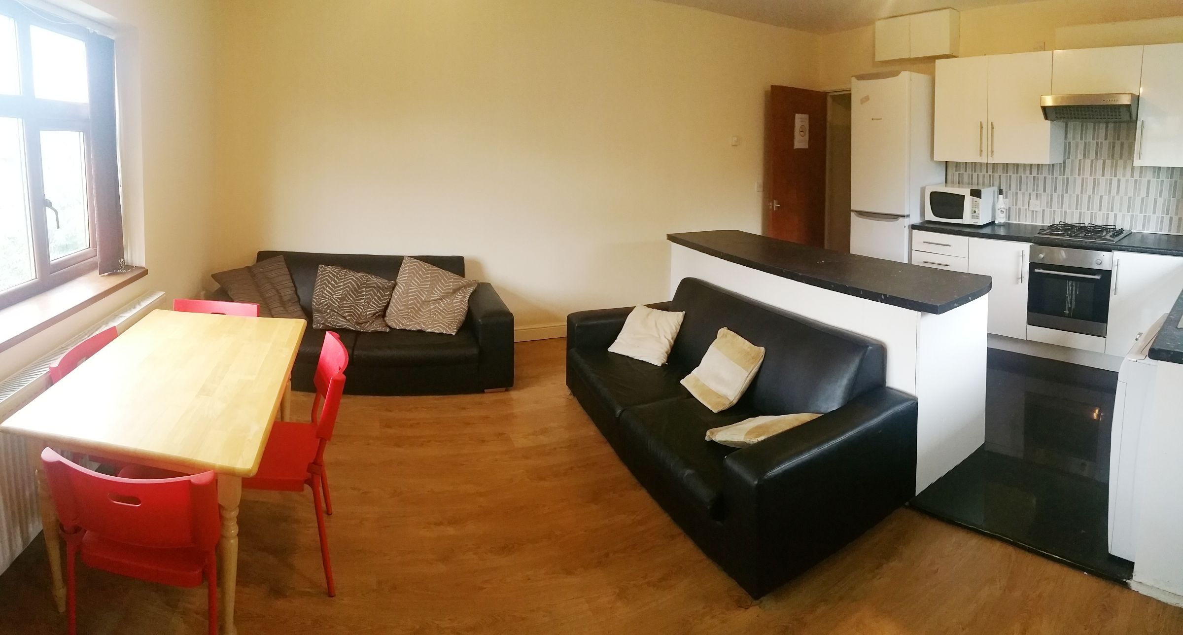 FLAT 3, 16 EGERTON ROAD, Fallowfield photo 5