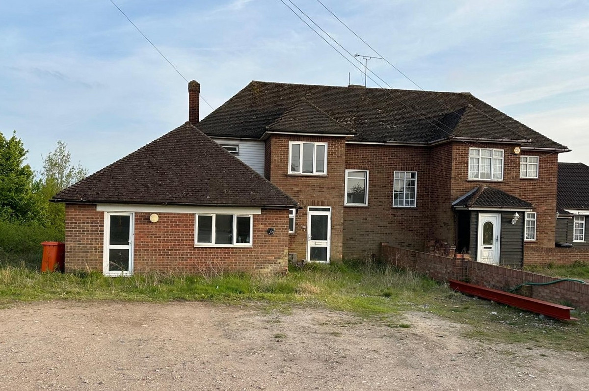 130, Shepherds Hill, Romford photo 4