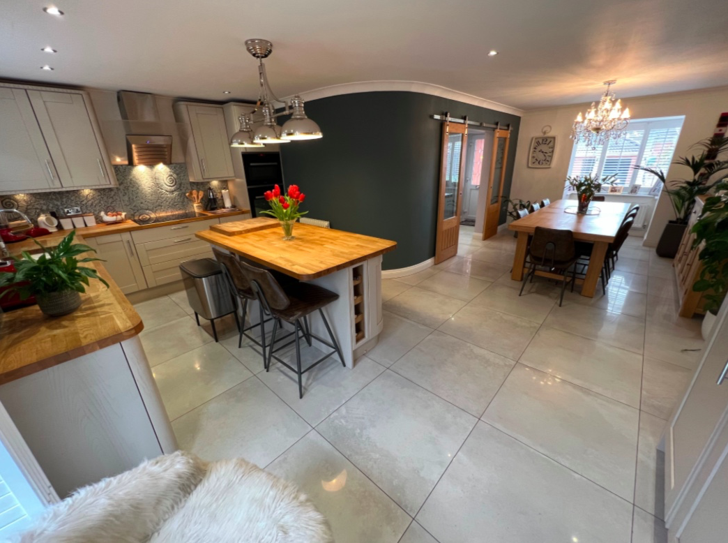 Photos of Gilfach Road Tonyrefail , Tonyrefail CF39 64031662