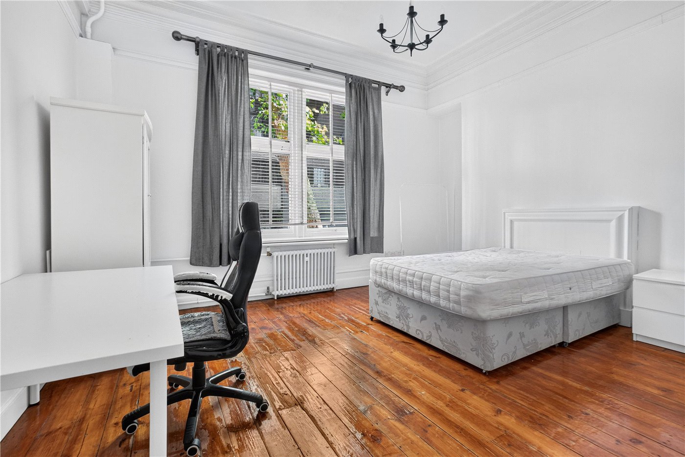 Flat 124, Bedford Court Mansions,, Adeline Place, London photo 2