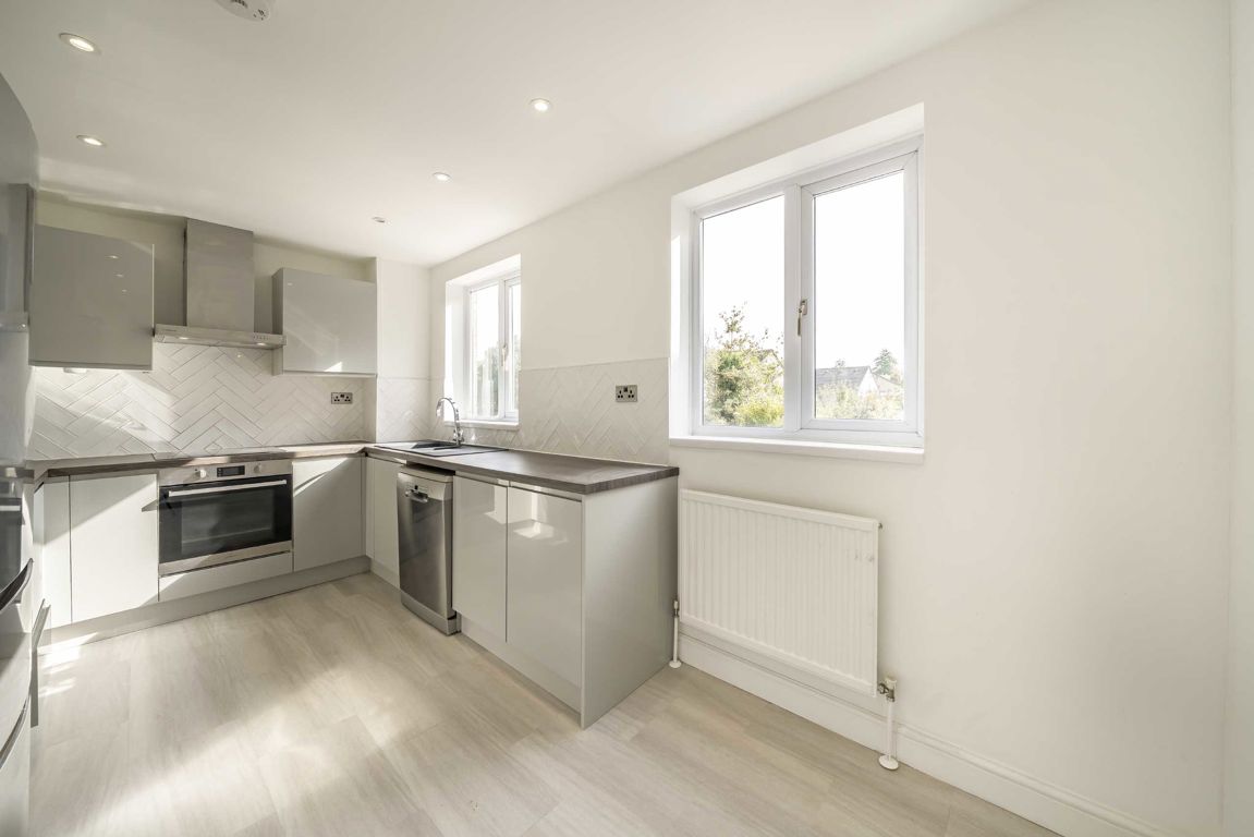 4 bedroom property for sale 0