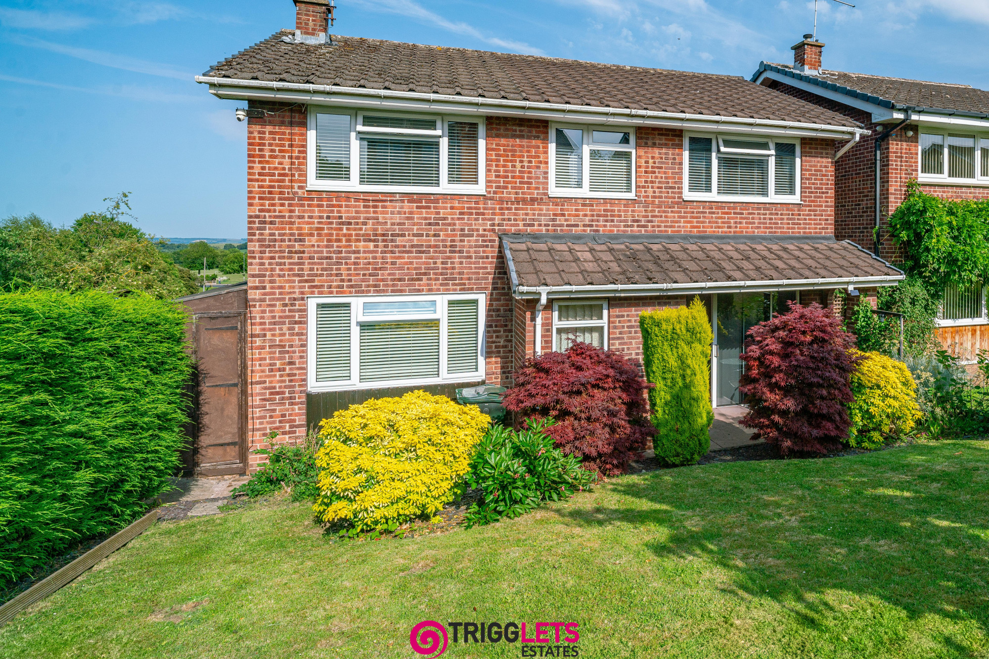 4-bed detached on 37, Primrose Way, Barnsley, £340,000