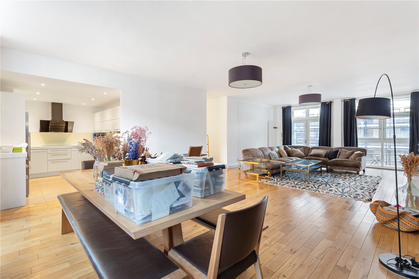 3 bedroom flat for sale 0