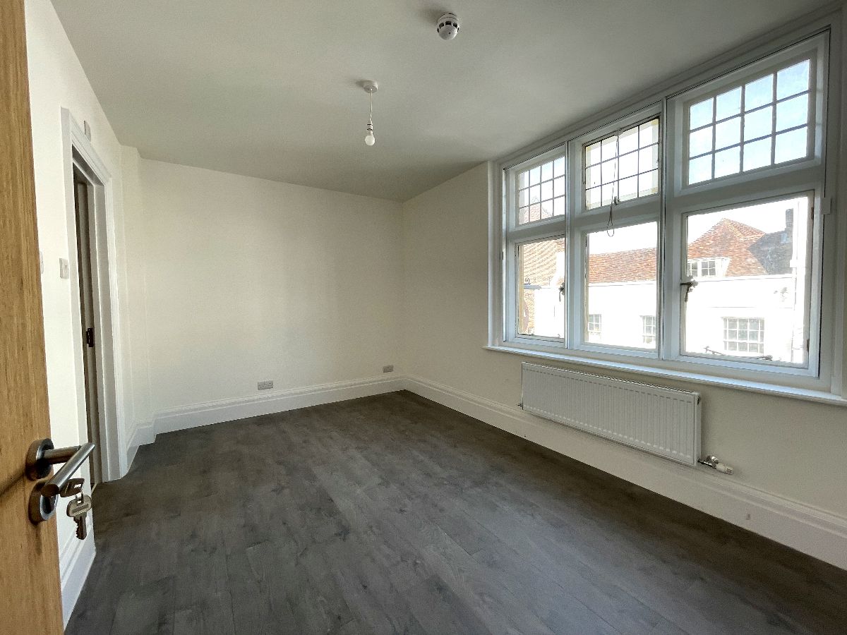 16A High Street - Room 4, Battle photo 4