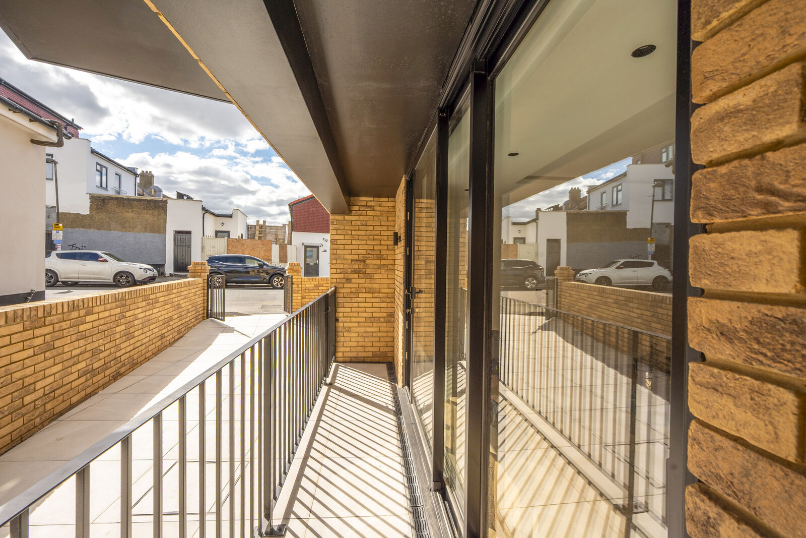Hazlewood Avenue, Morden photo 4
