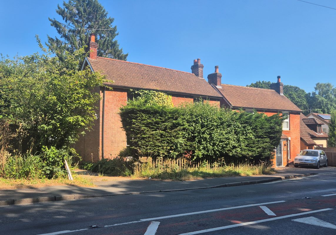 West View, Winchester Road, Southampton photo 2