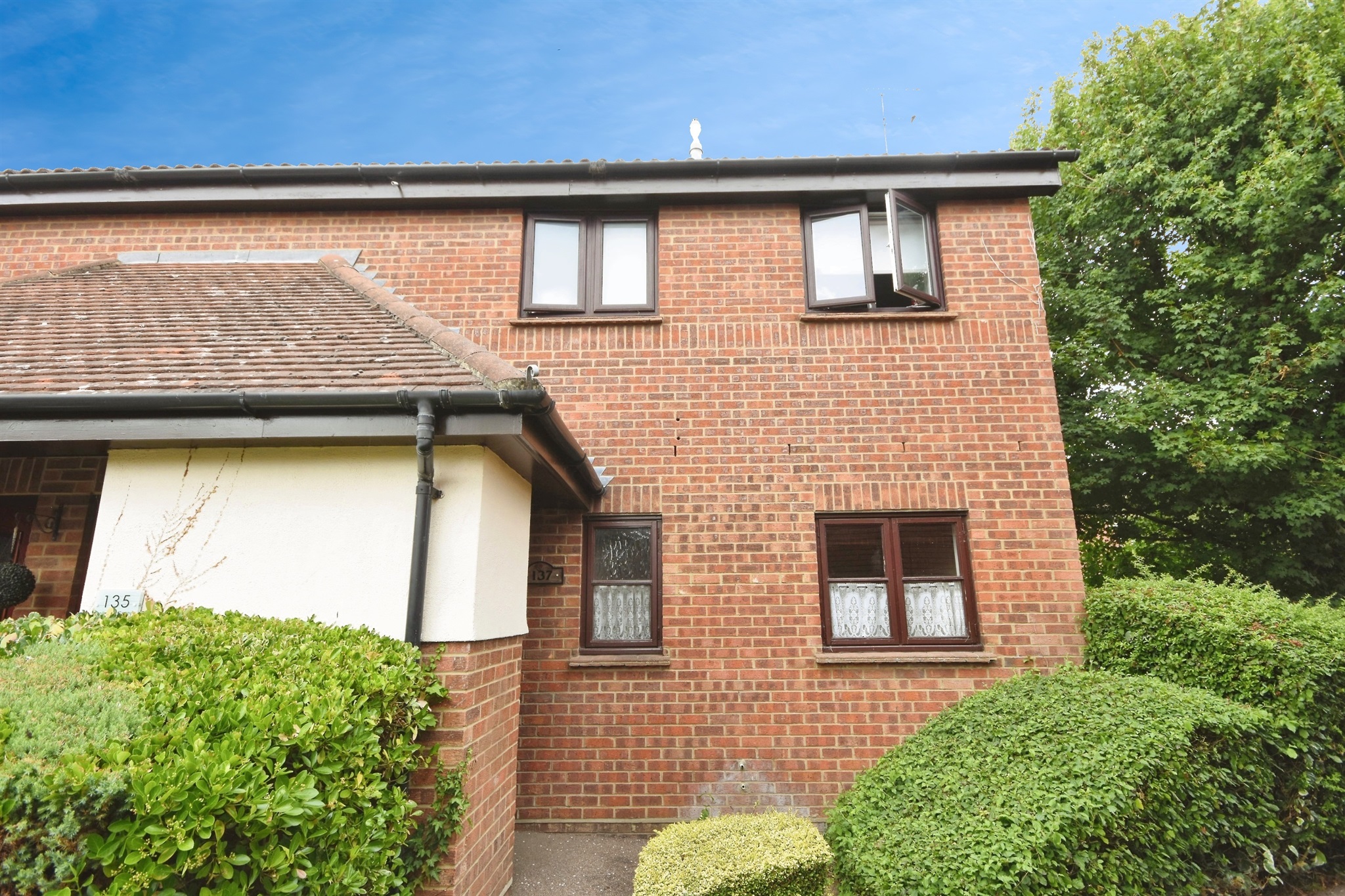 1-bed flat on 137, Pollards Green, Chelmsford, £140,000
