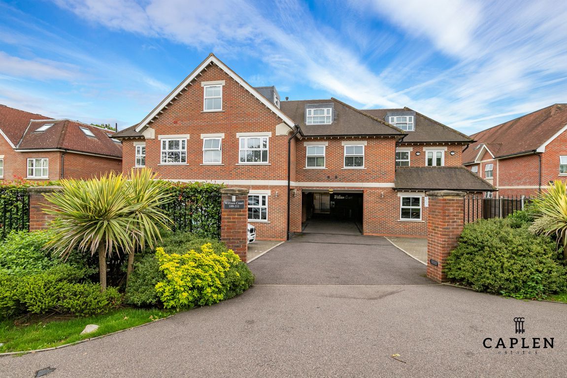 Manor Road, Chigwell photo 2