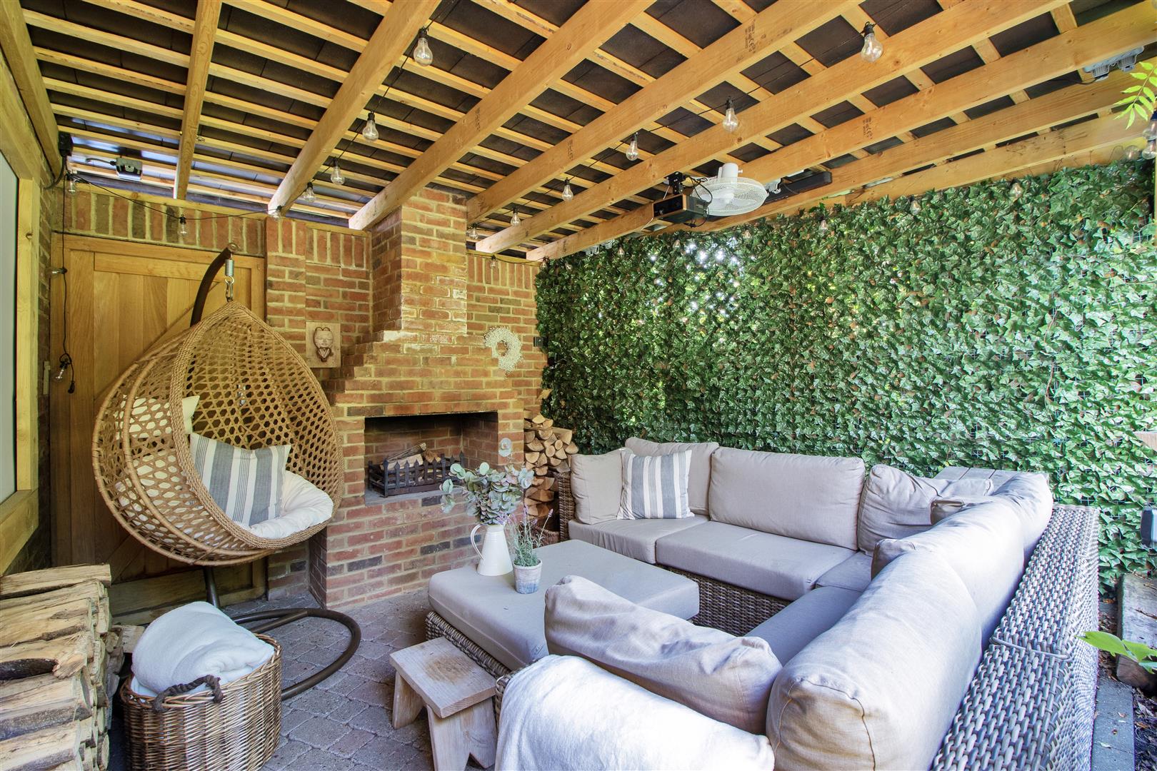 Photos of Saxon Hill, Quebec Avenue, Westerham TN16 65004380