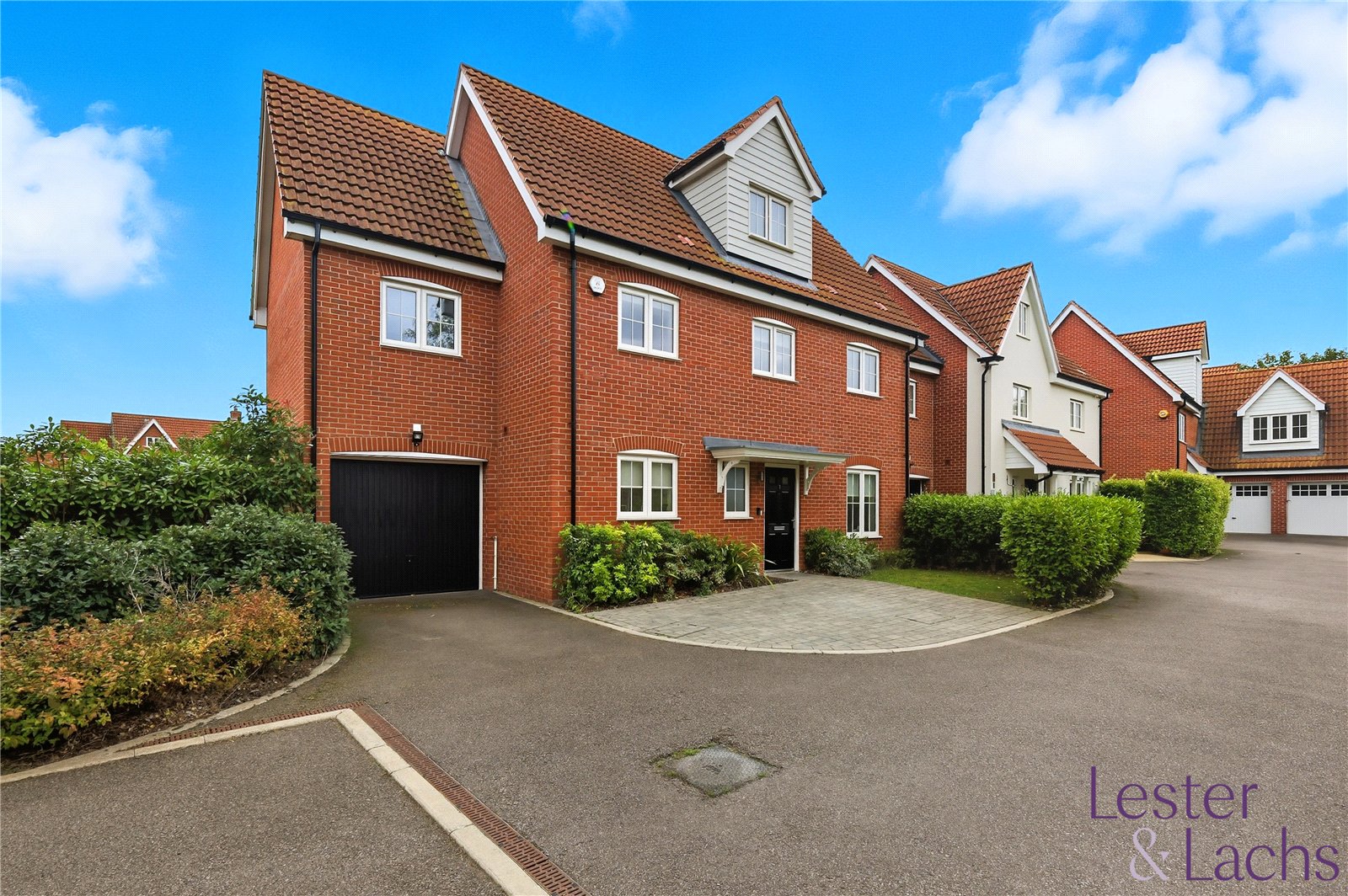 5-bed detached on 7, Periwinkle Gardens, Chigwell, £800,000
