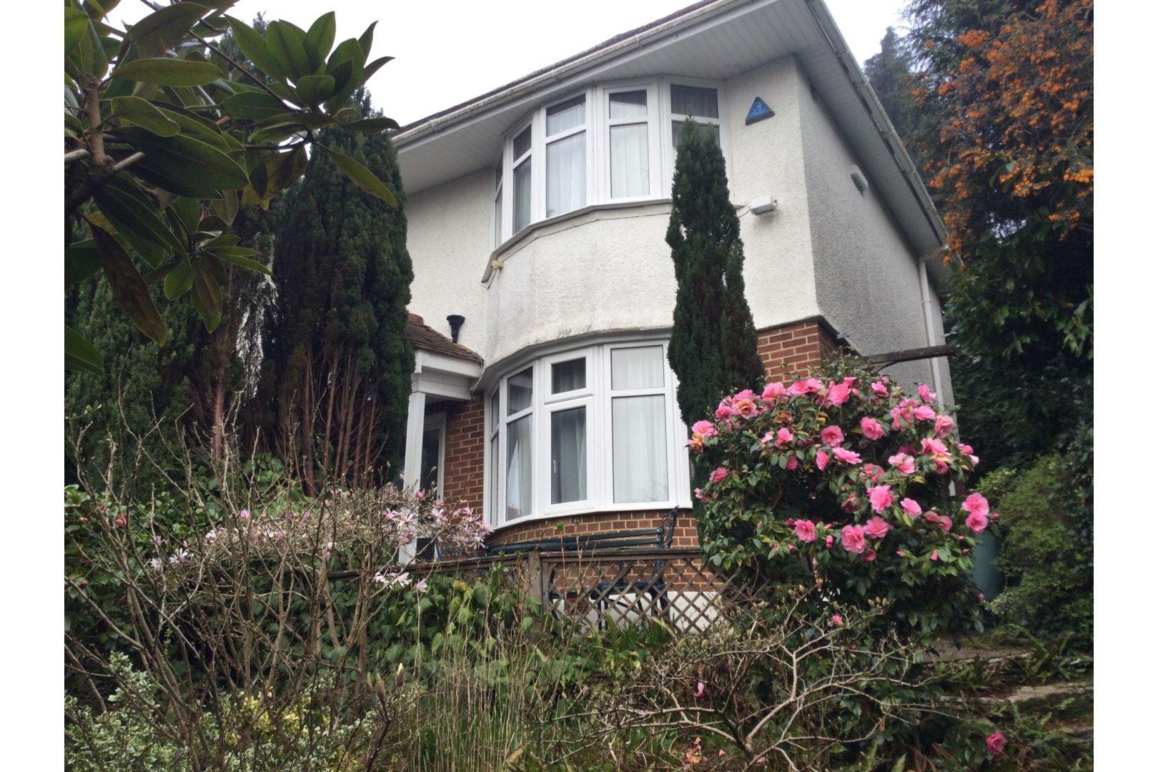 3 bedroom detached house for sale 0