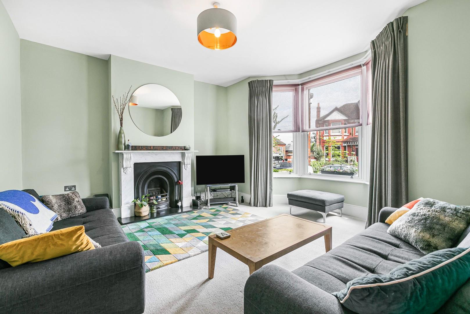 2 bedroom flat for sale
