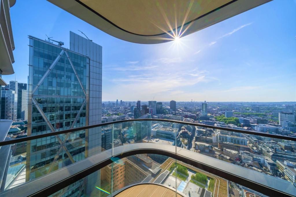 7 Redmans Road, London photo 4