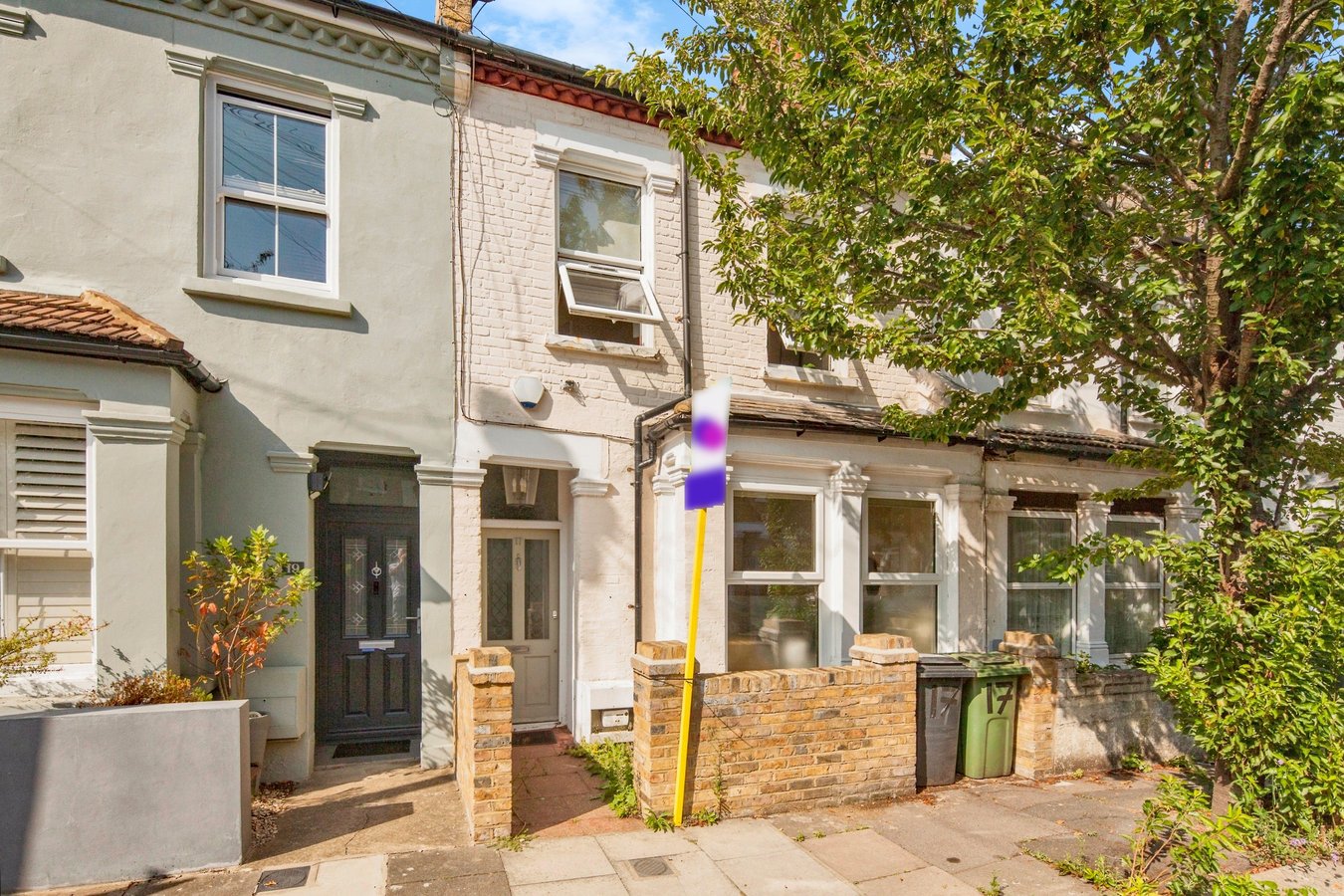 3 bedroom flat for sale