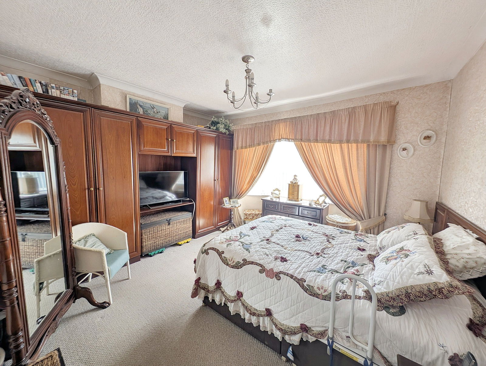 84, Birchgrove Road, Swansea photo 4