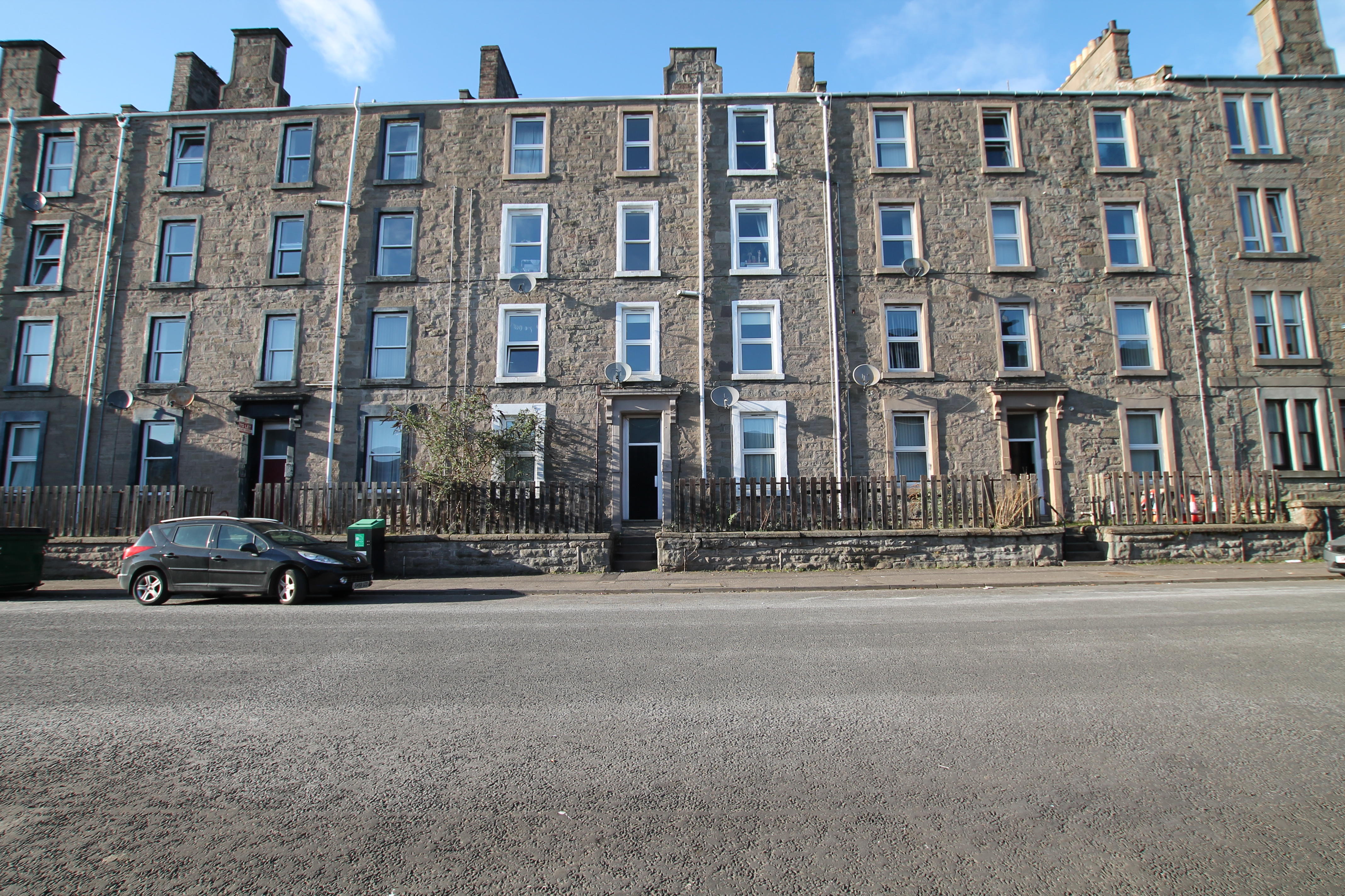 3-bed flat on 1.0, 8, Cleghorn Street, Angus, £800/mo