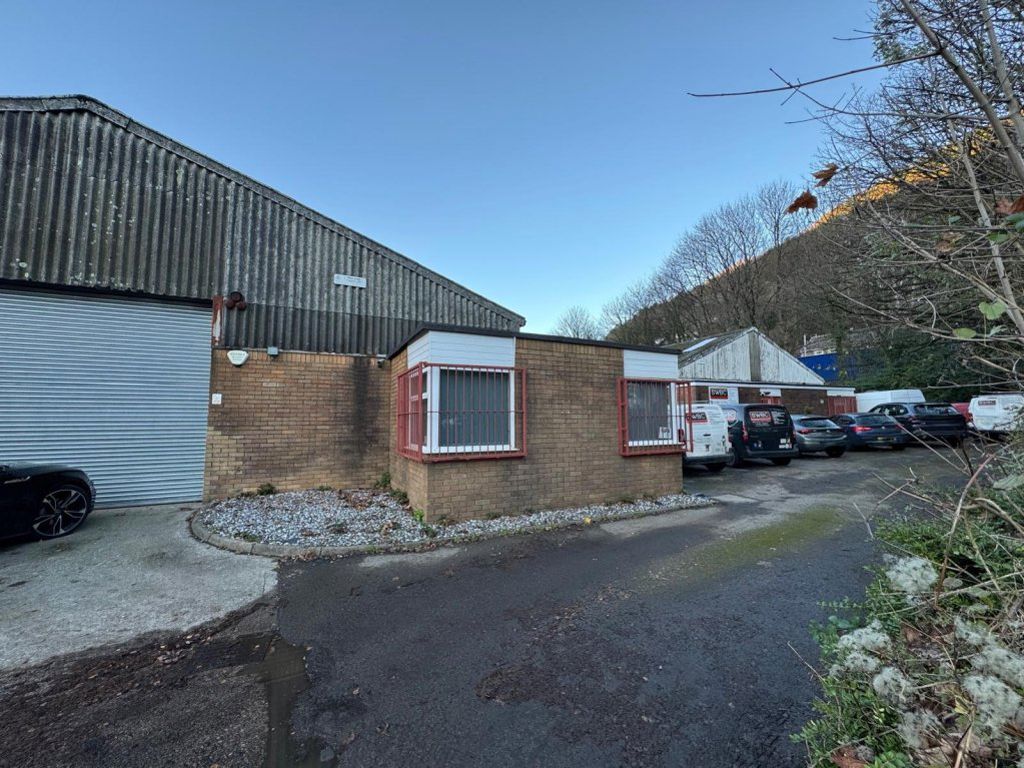 Unit 2 Darren Drive, Prince Of Wales Industrial Est, Newport photo 2