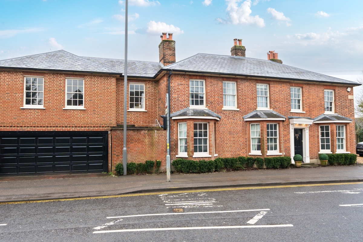 87a Aylesbury End, Beaconsfield photo 5