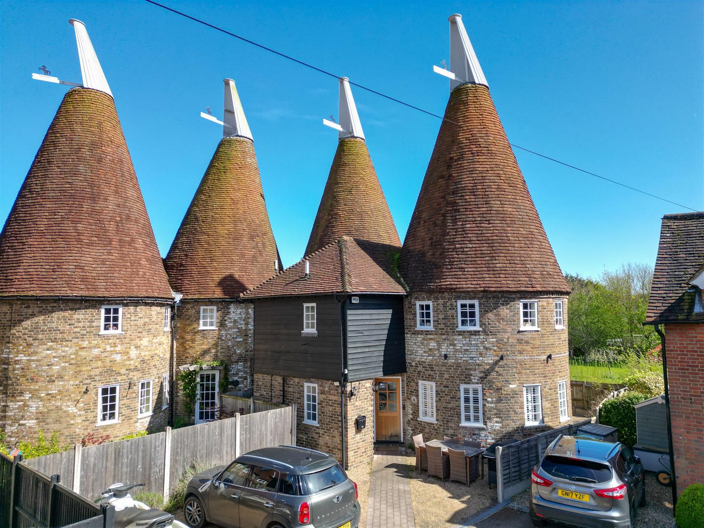 4 bedroom property for sale 0