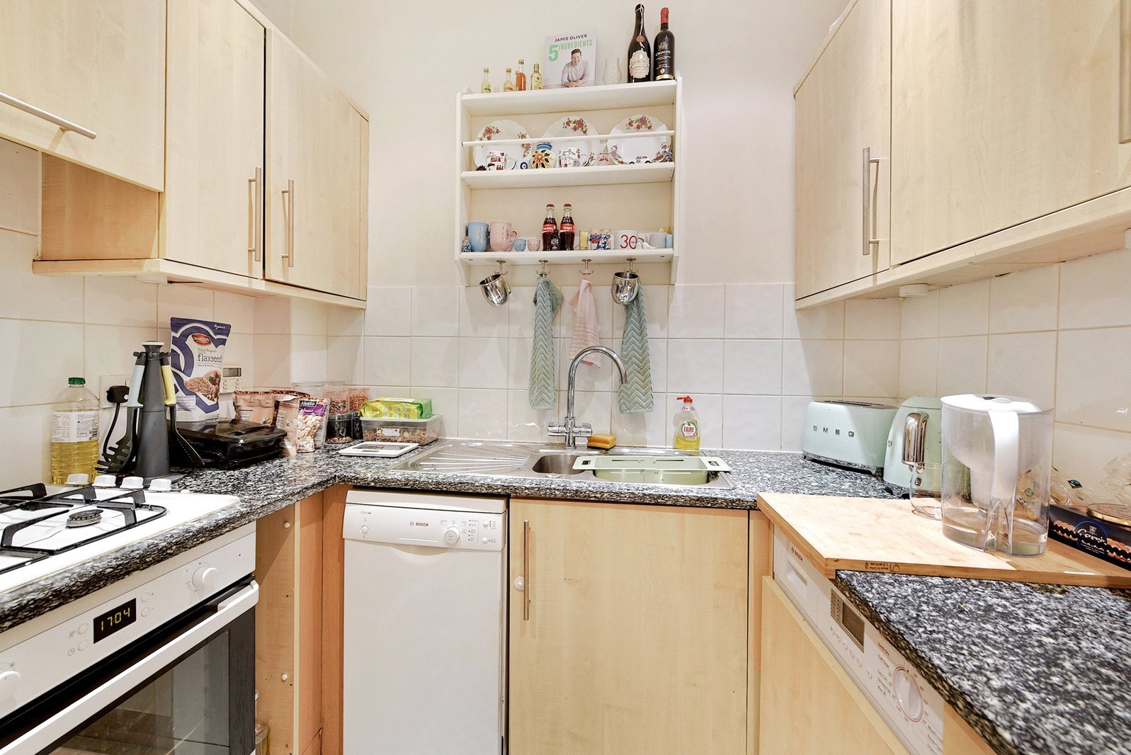 2 bedroom flat for sale 0