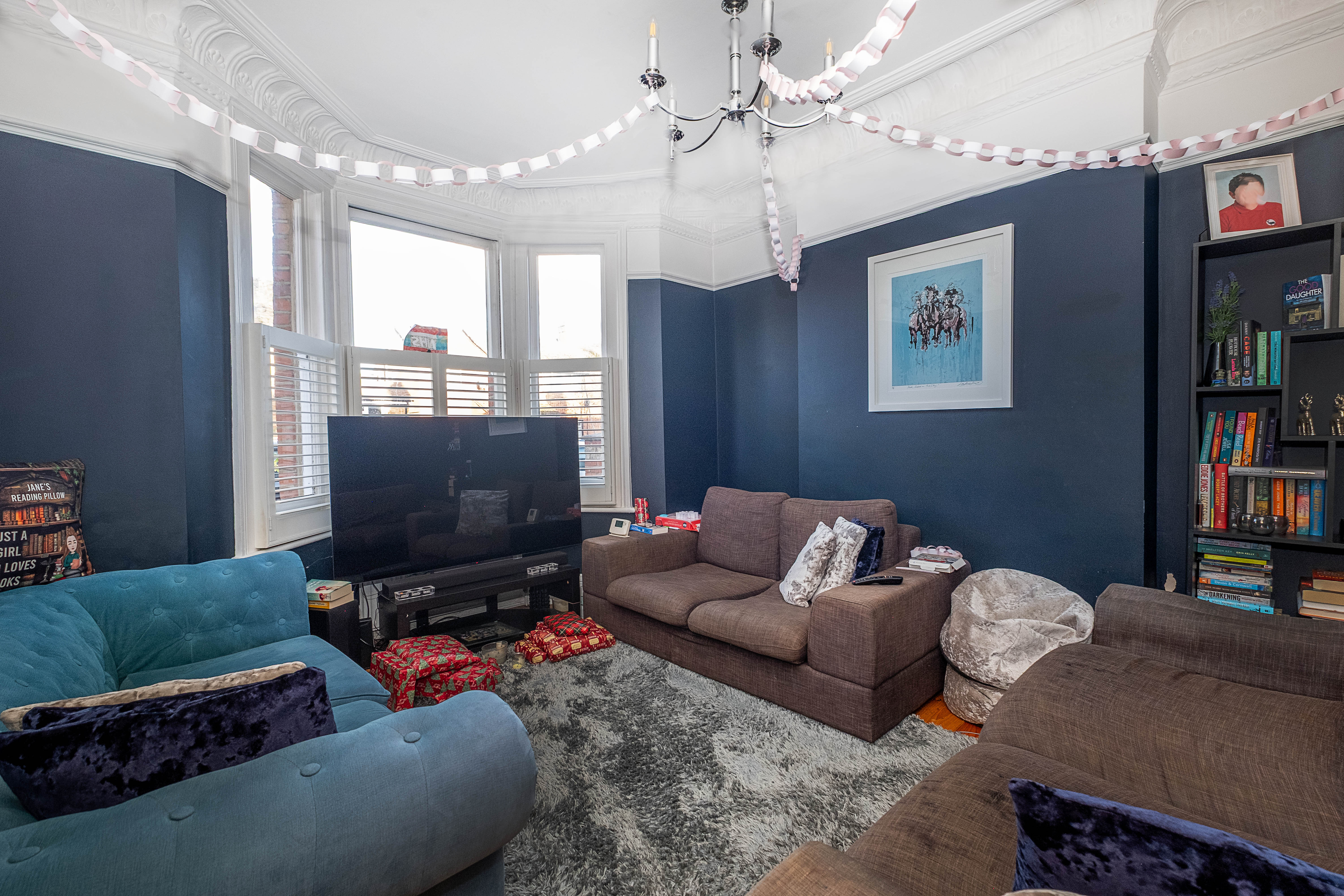 4 bedroom semi-detached house for sale 0