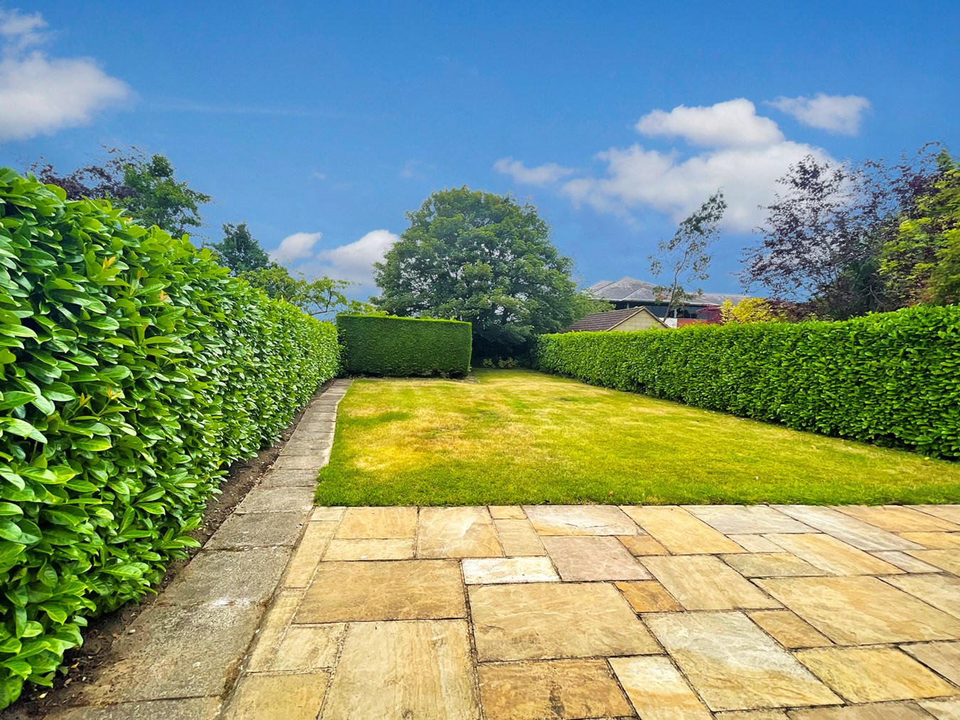 Photos of Elm Close, Amersham HP6 65163567 PrimeLocation