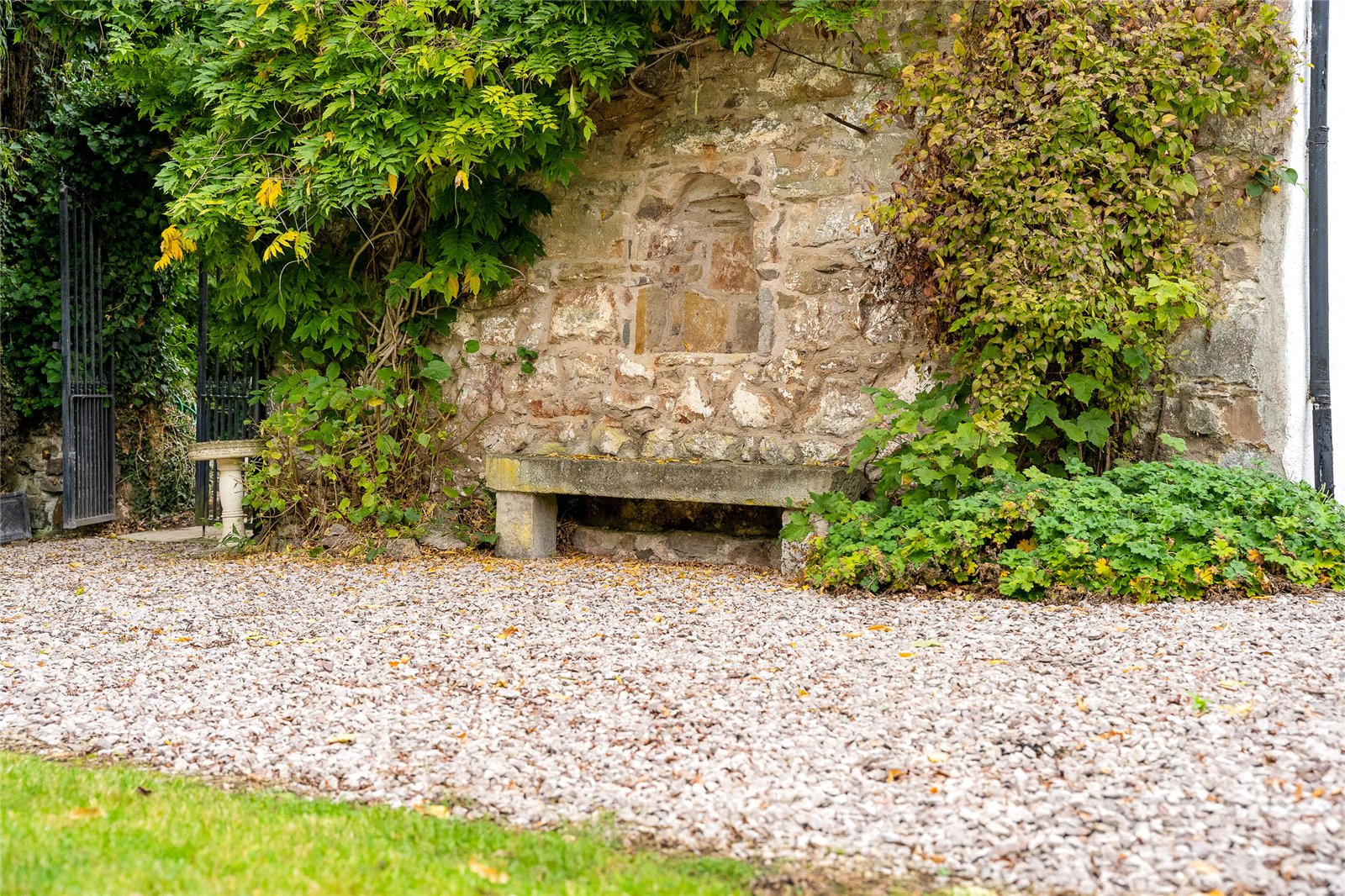 7 bedroom detached house for sale 0