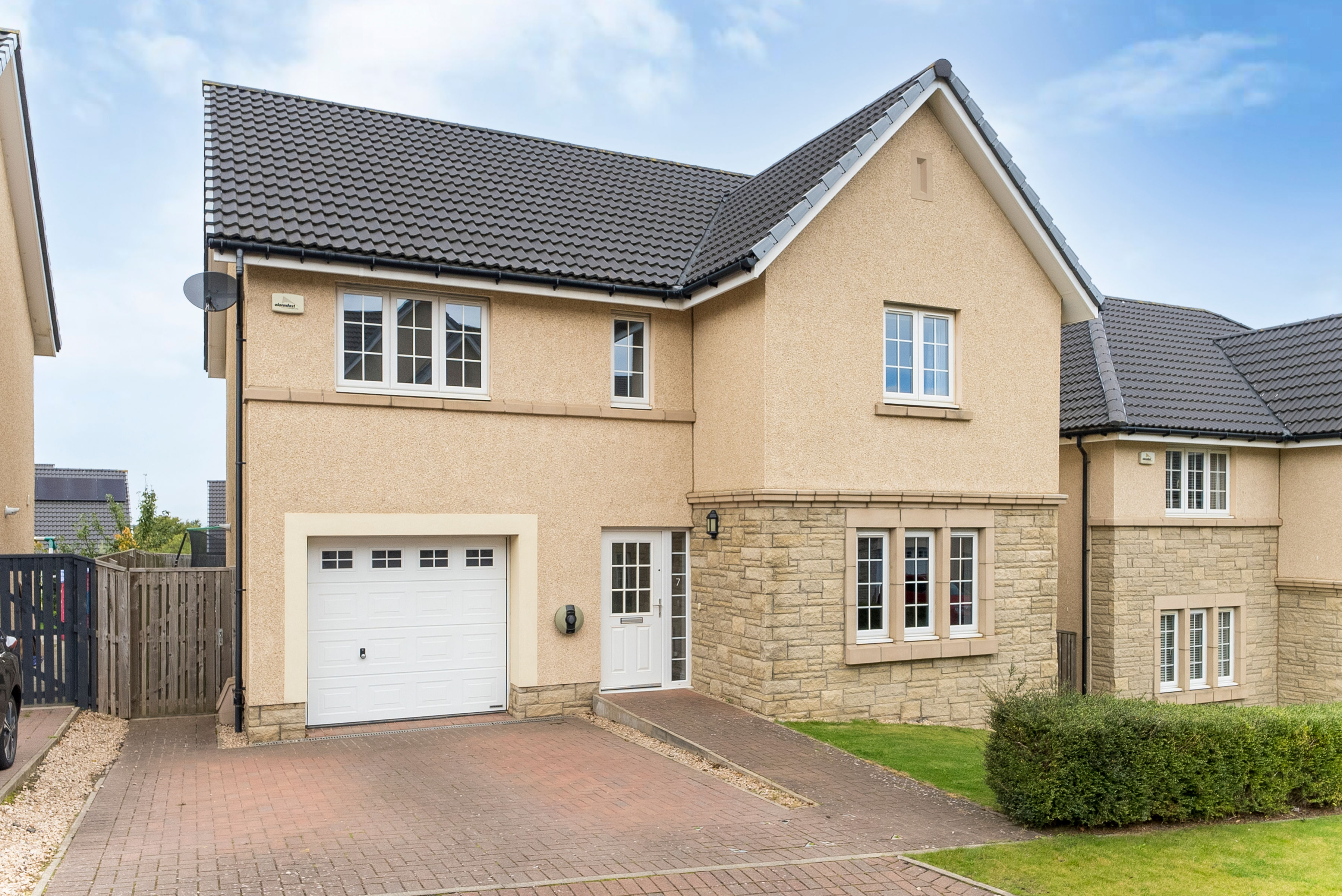 4-bed house on 7, Greenstone Loan, Ratho, £450,000