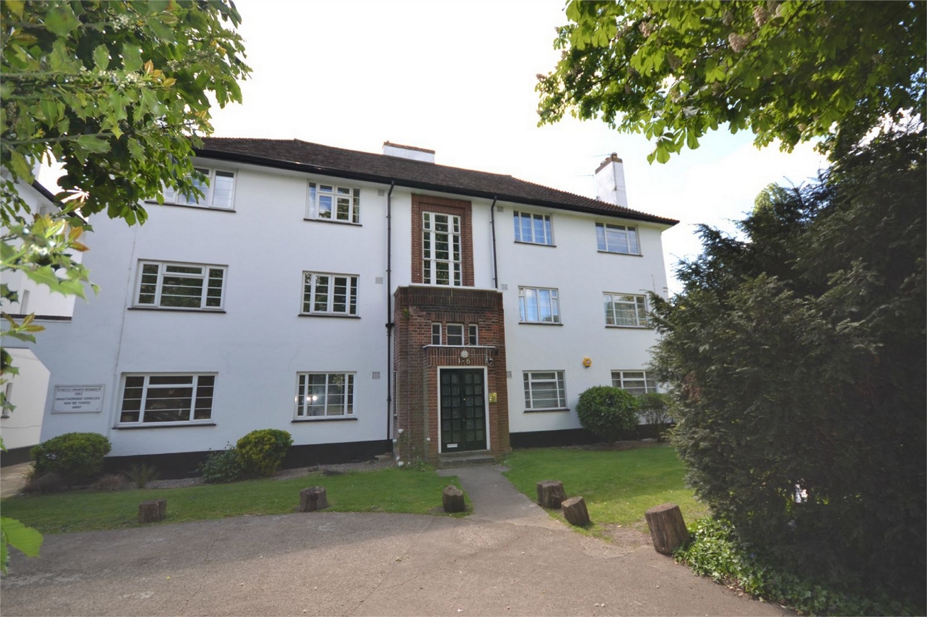 Free property report 6, Cavendish House, Chertsey Road, Twickenham, TW1