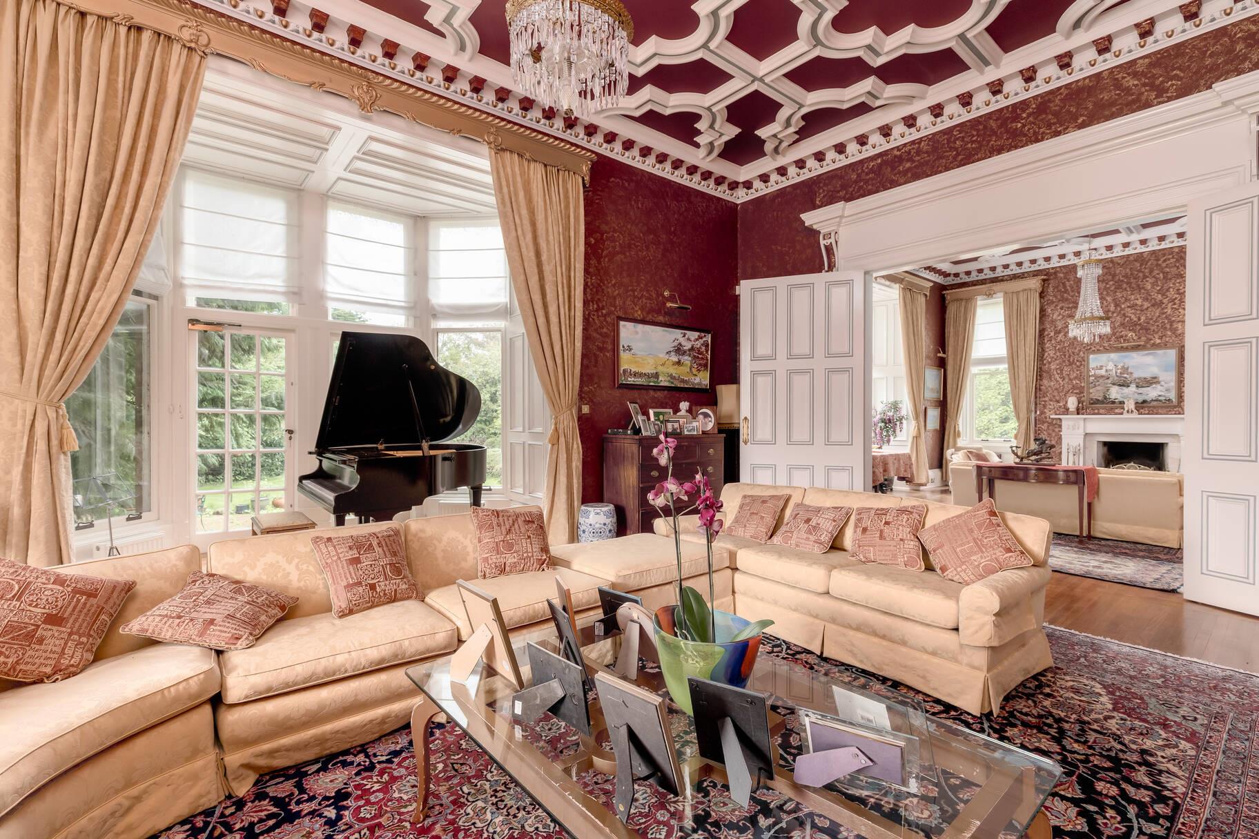 9 bedroom detached house for sale 0