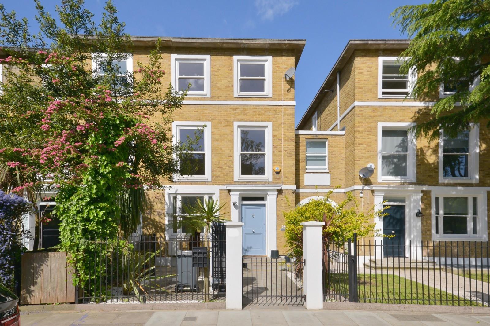 6 bedroom semi-detached house for sale 0