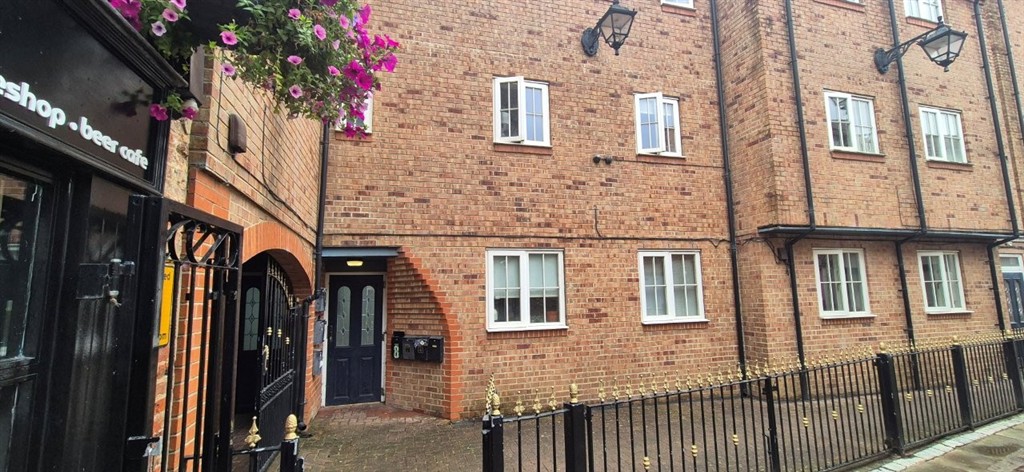 4 Howard House, Clarks Yard, DARLINGTON photo 4