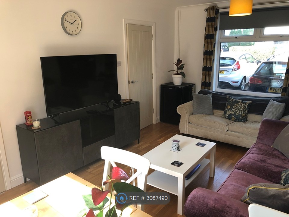 1-bed house on Beeston, Nottingham, £600/mo