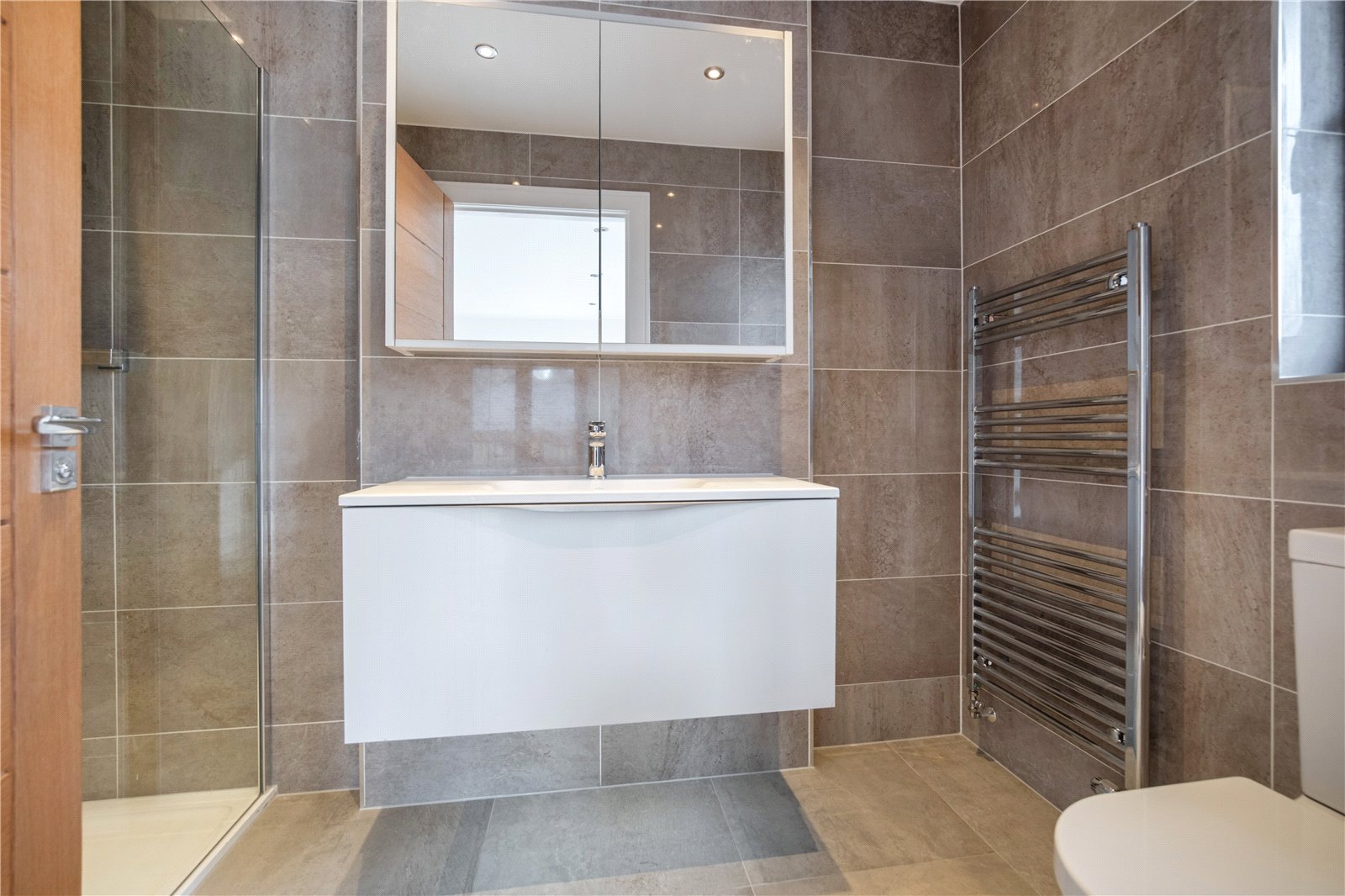 Photos of Silverholm Drive, Cleghorn, Lanark ML11 64381883