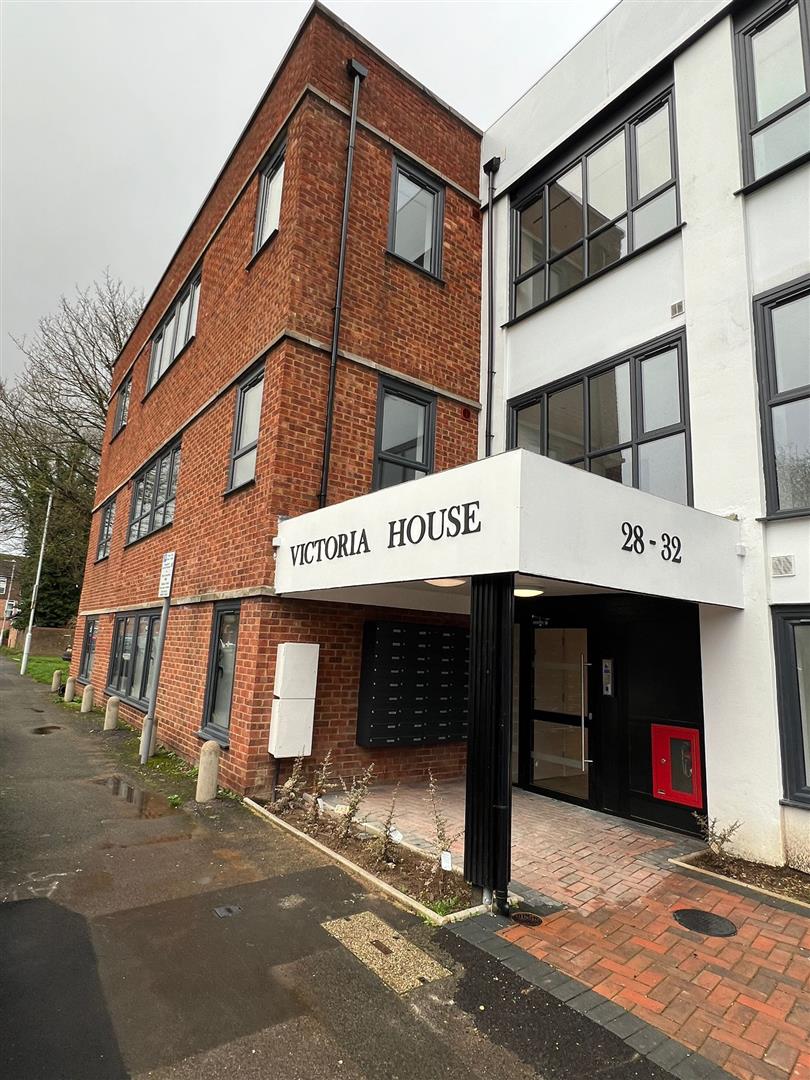 Flat 1, Victoria House, High Wycombe photo 2