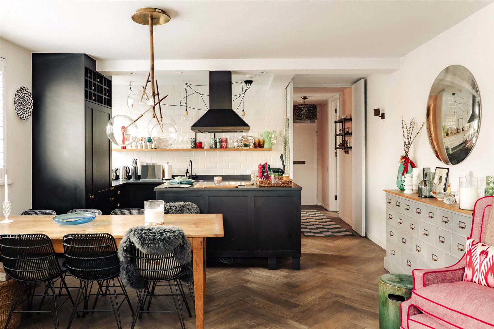 2 bedroom flat for sale 0