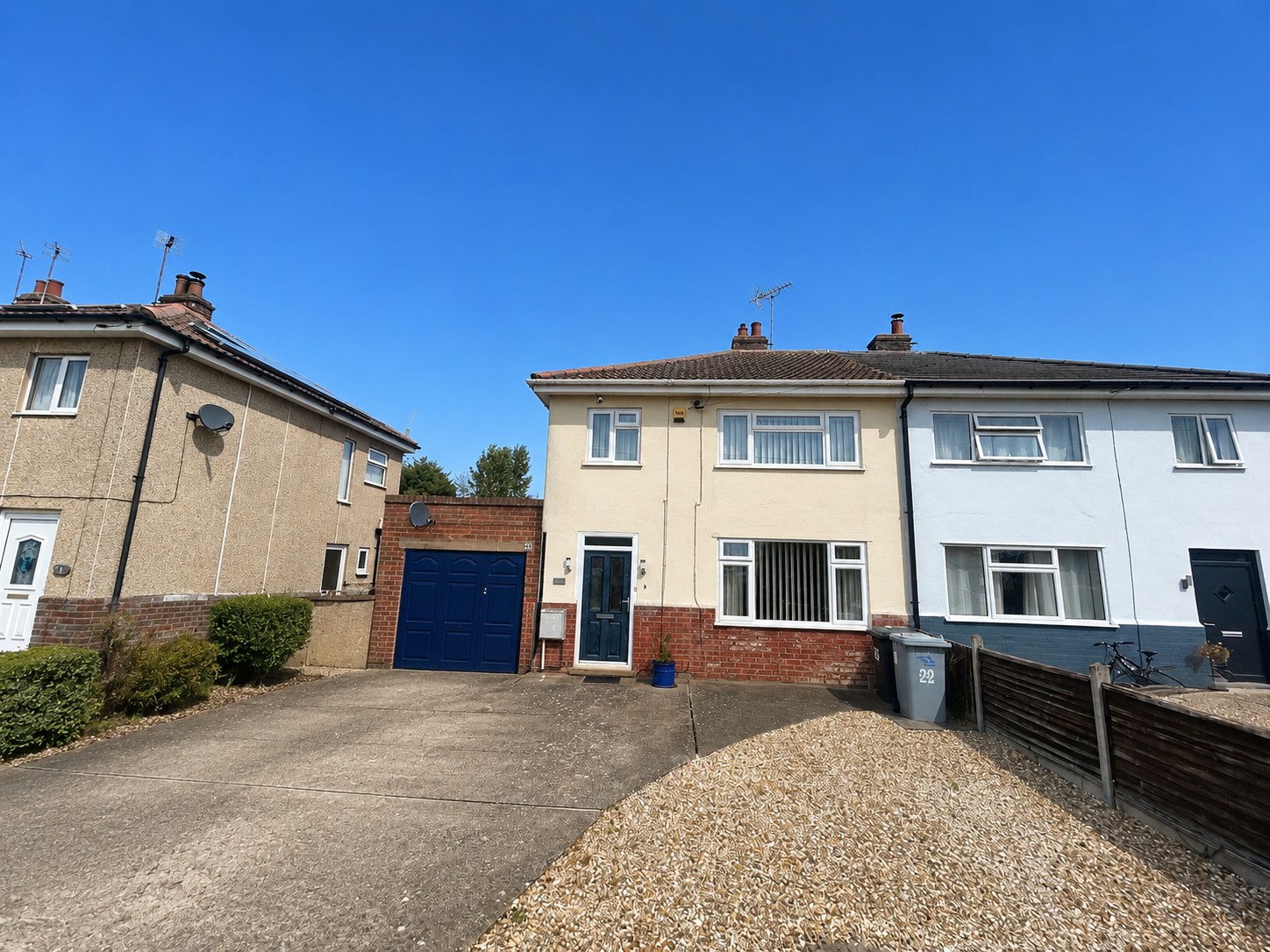 22, Long Lane, NEWARK photo 4